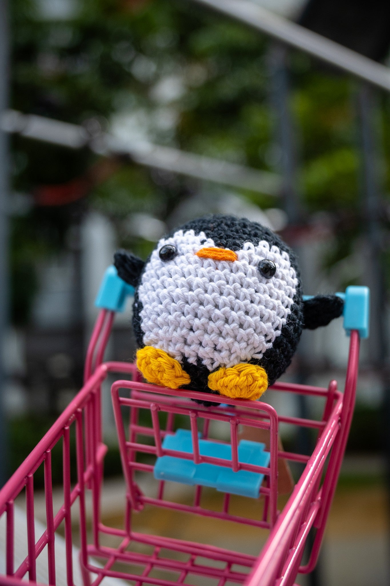 Crochet Pudgy Penguin Key Ring (Black)