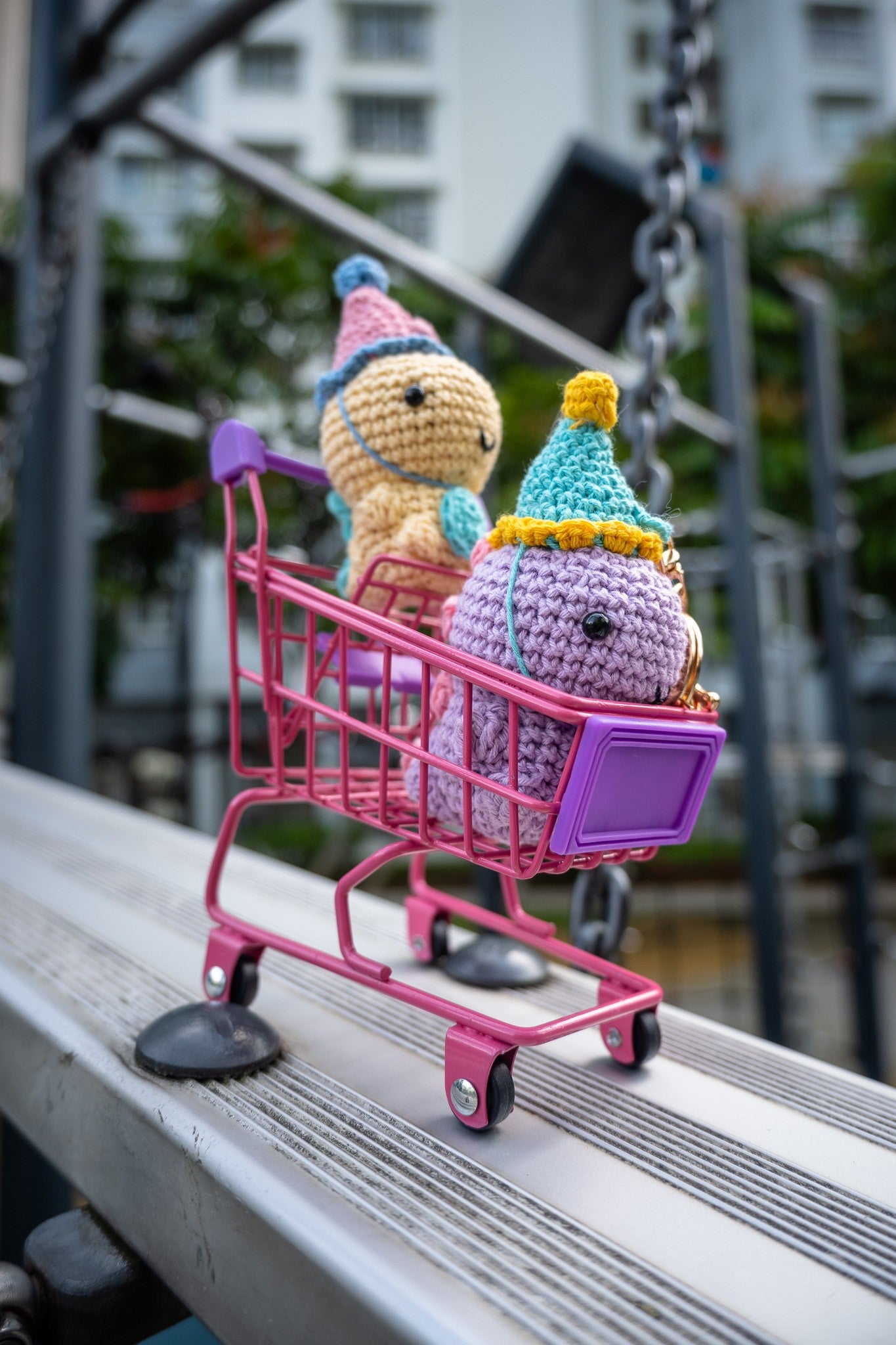 Crochet Party T-Rex Key Ring (Pastel Yellow)